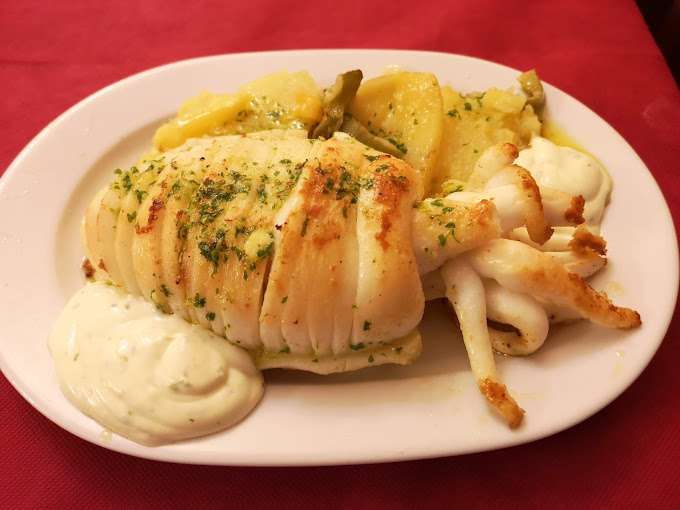 Sepia a la lancha - Café Bar Casa Matías